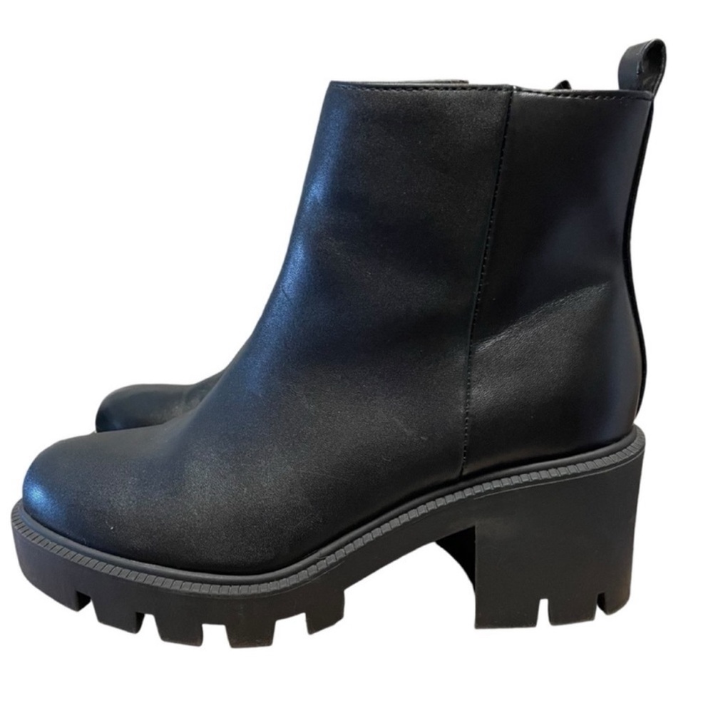 NWT DOLCE VITA Women's Black Moto Chunky Faux Leather Chelsea Ankle Boots Sz 6